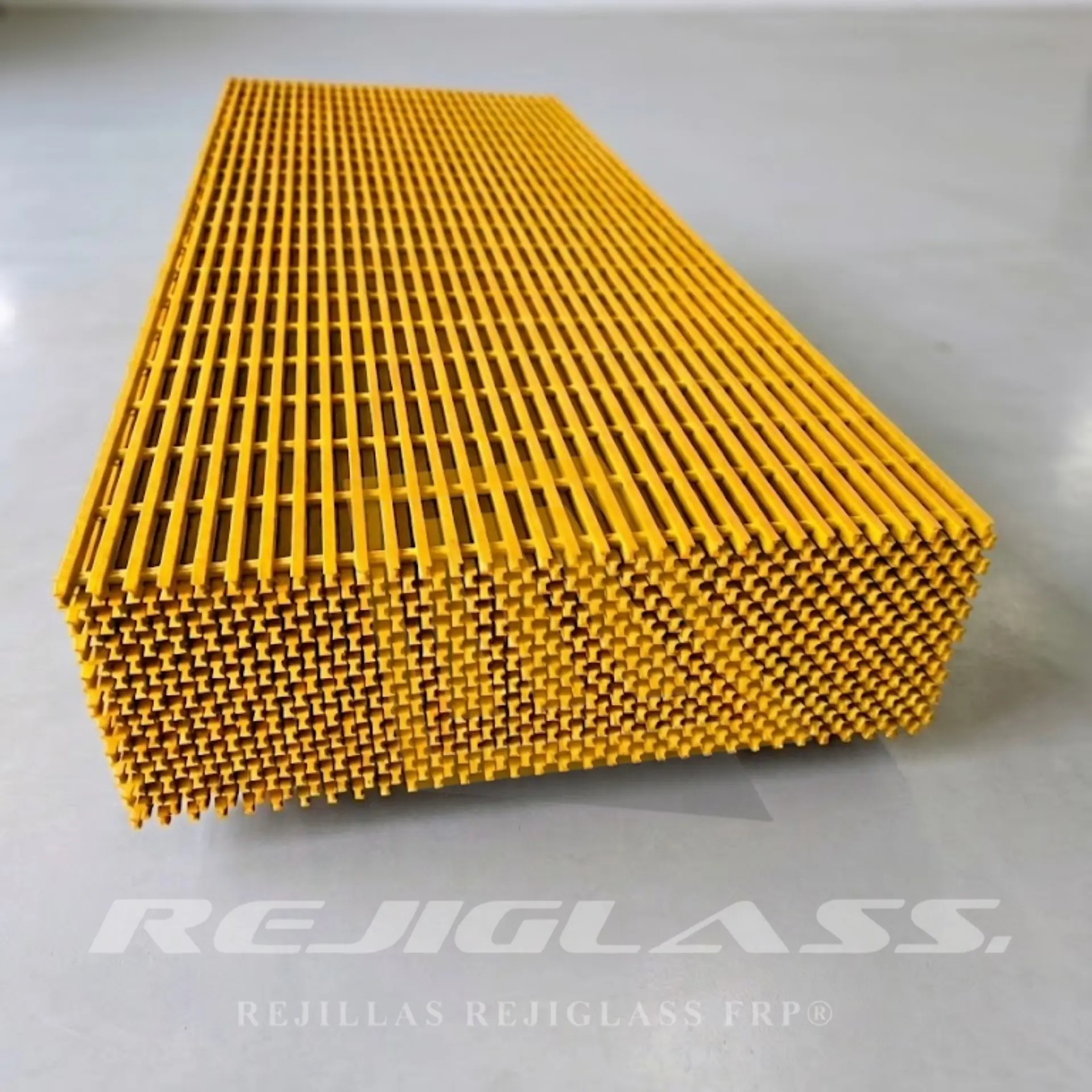 Rejillas pultruidas